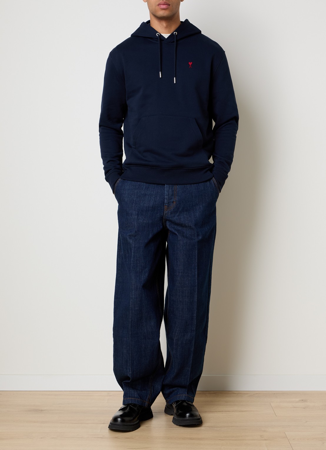 AMI Paris Hoodie met logo  - voorkant 2 donkerblauw