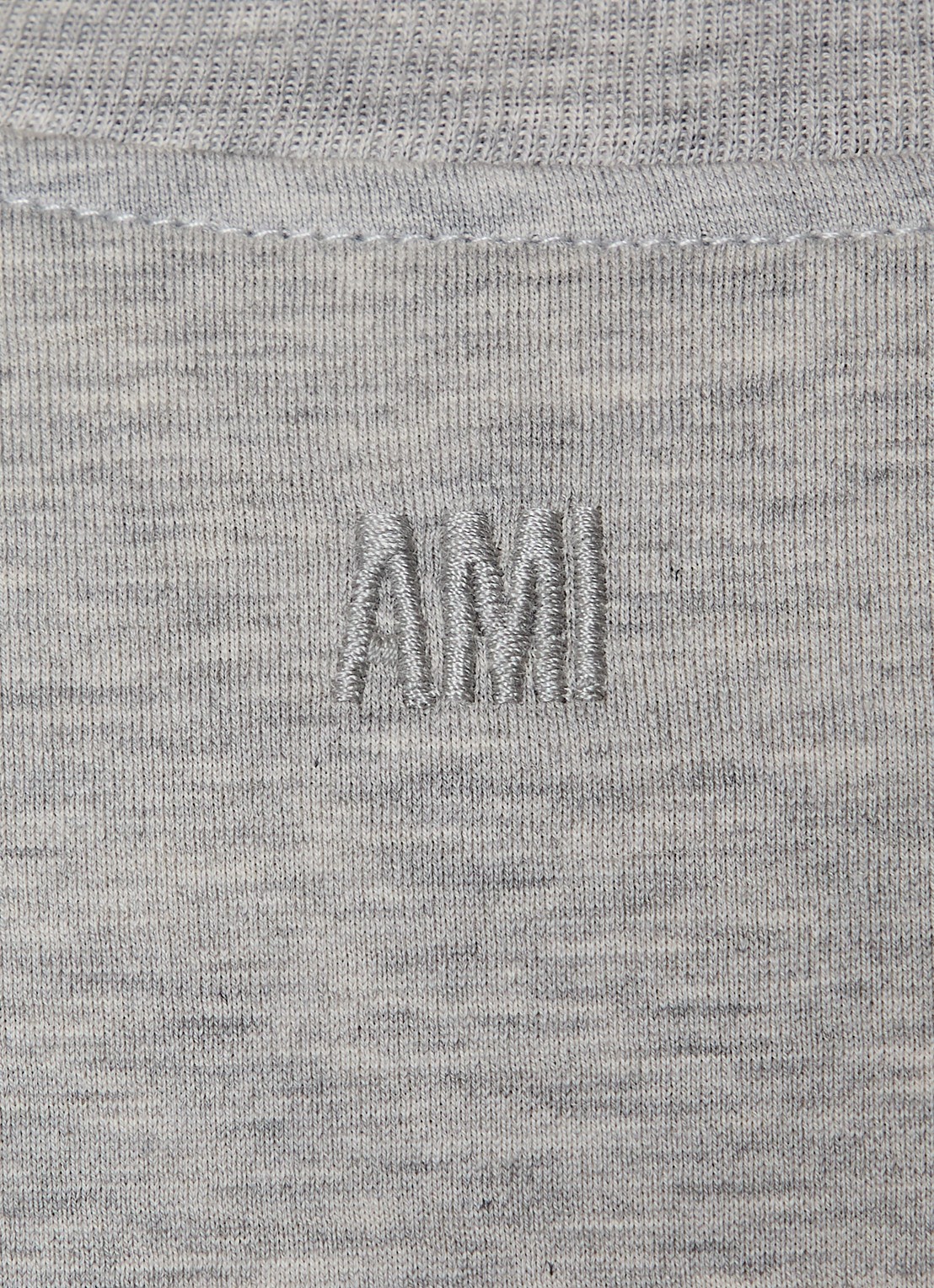 AMI Paris Longsleeve met logoborduring - detail 4 grijsmele