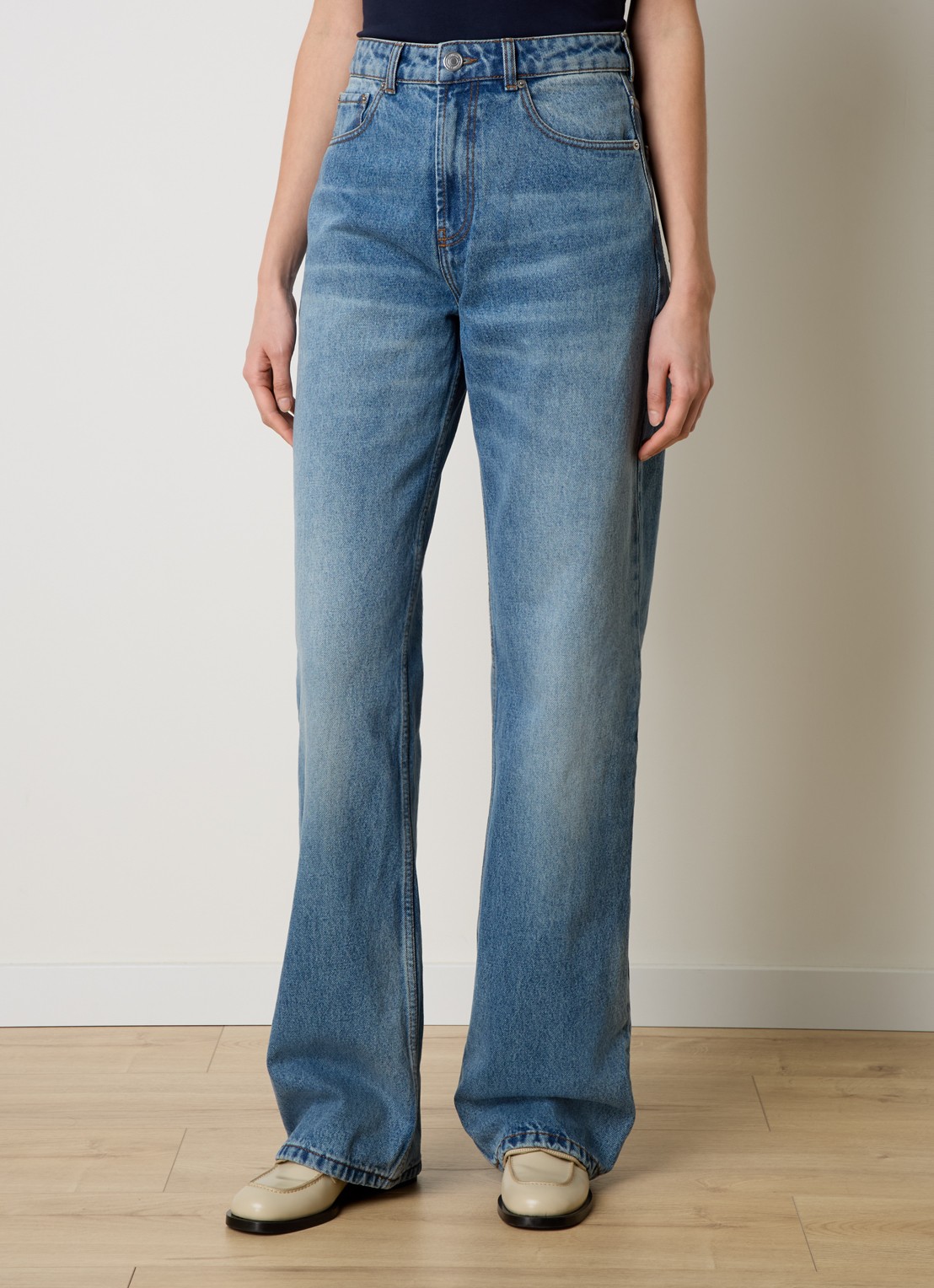 Ami Paris Mid waist loose fit jeans met steekzakken - detail 2 indigo