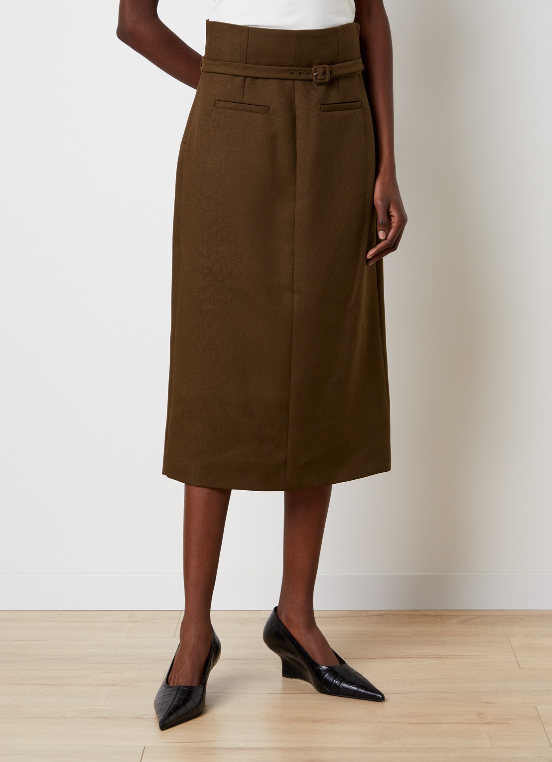 Ami Paris Midi kokerrok met paspelzakken - detail bruin