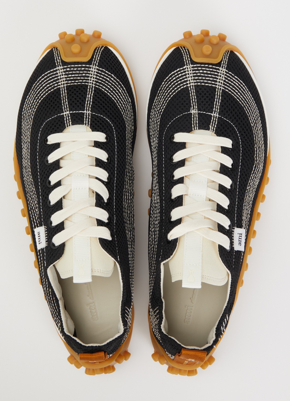 AMI Paris Mirage sneaker met schapenleren details - detail 4 zwart