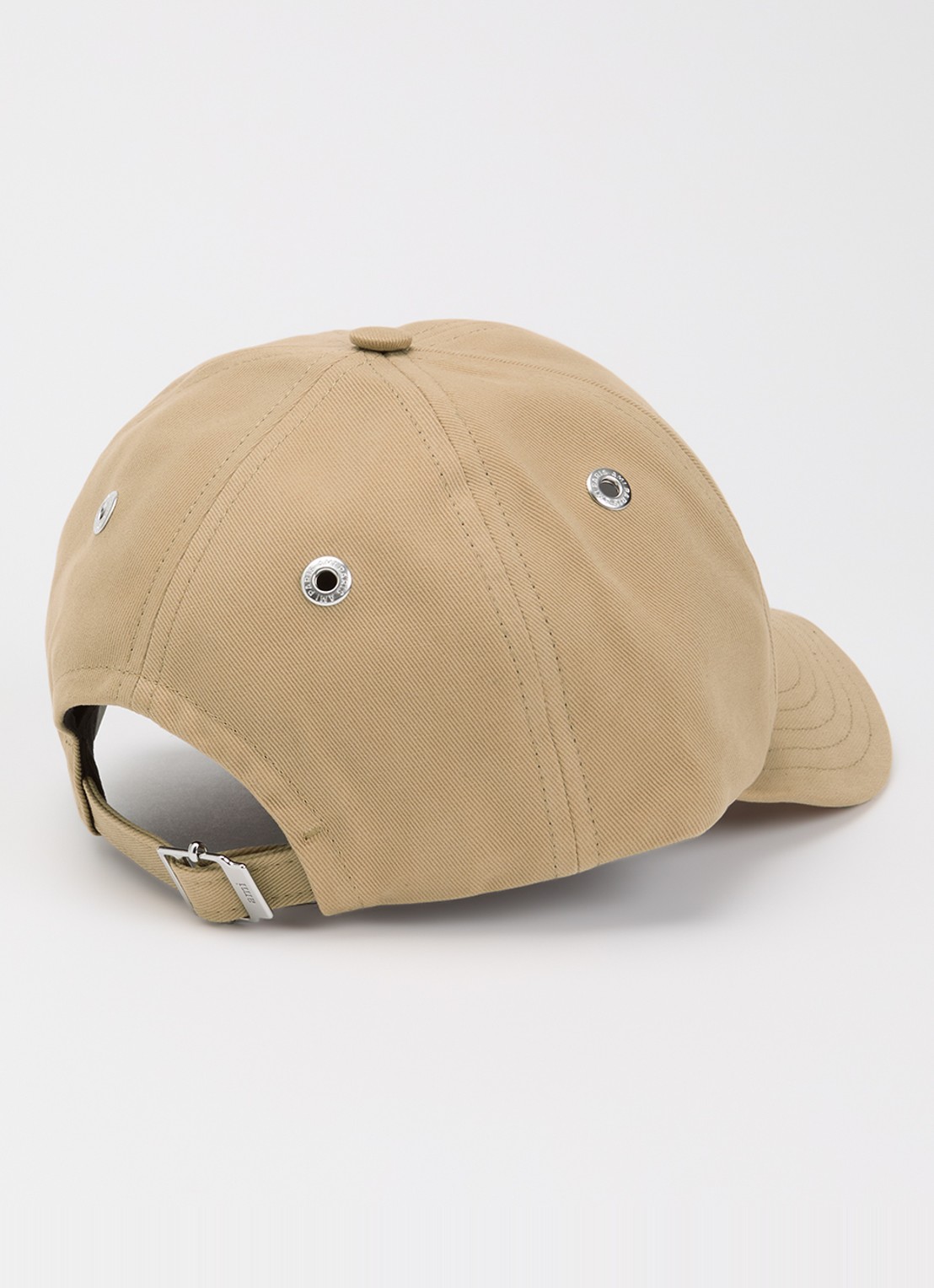 AMI Paris Pet met logoborduring  - detail beige