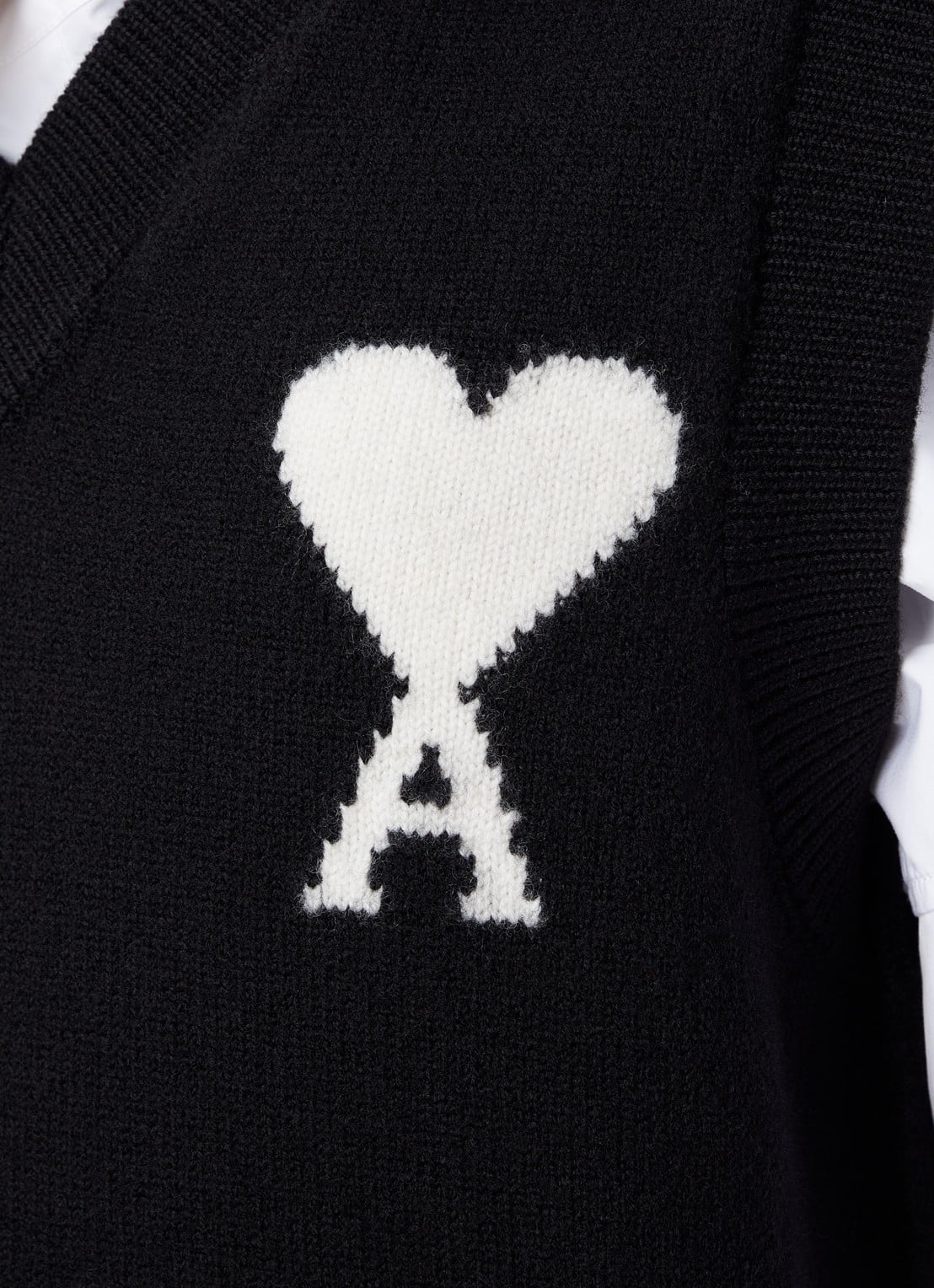 AMI Paris Quota fijngebreide spencer van scheerwol met logo - detail 2 zwart