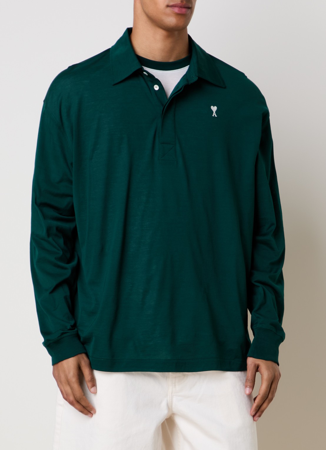 AMI Paris Regular fit polo met logoborduring - detail donkergroen