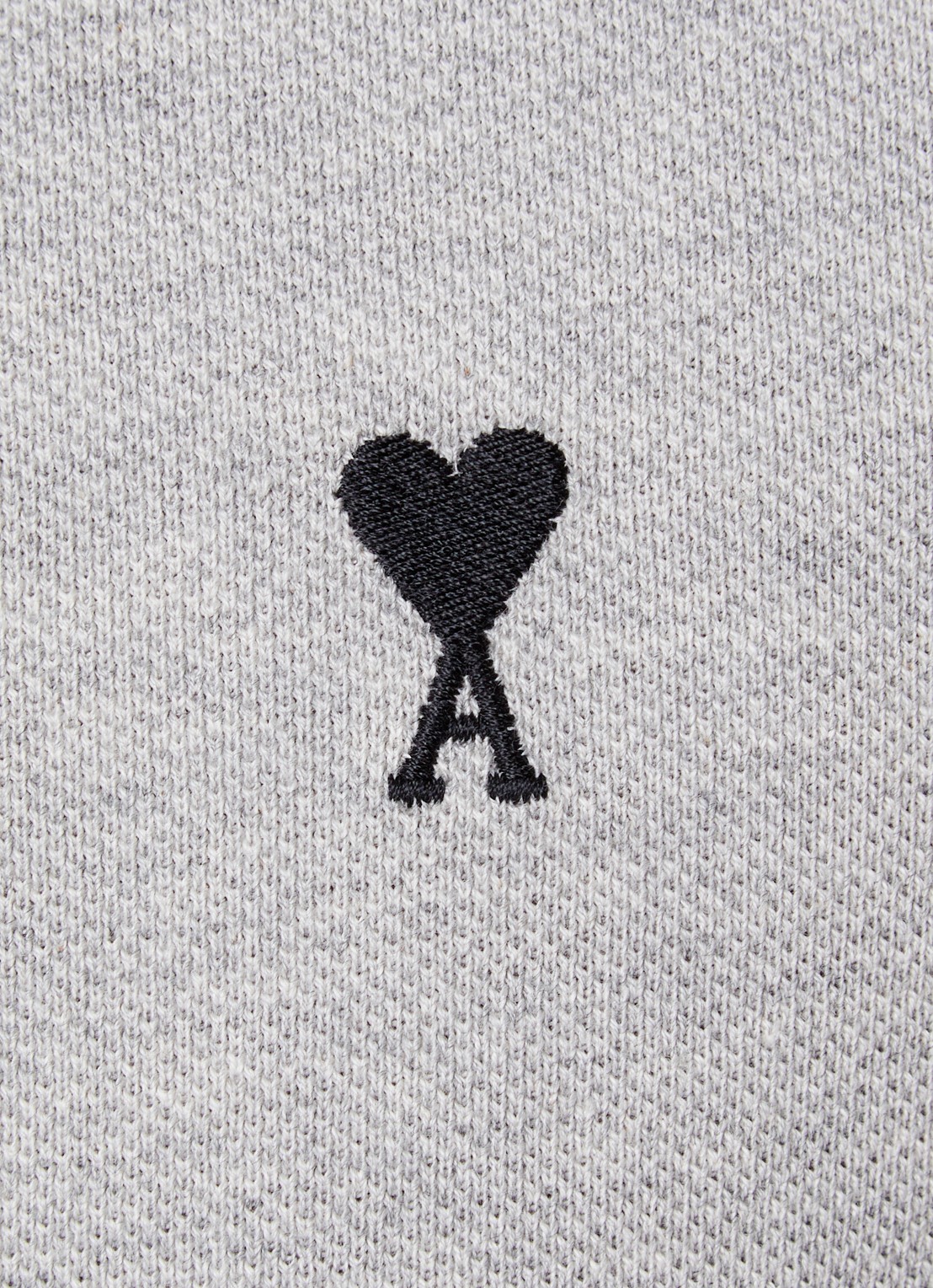 AMI Paris Regular fit polo van piqué katoen met logoborduring - detail 4 lichtgrijs