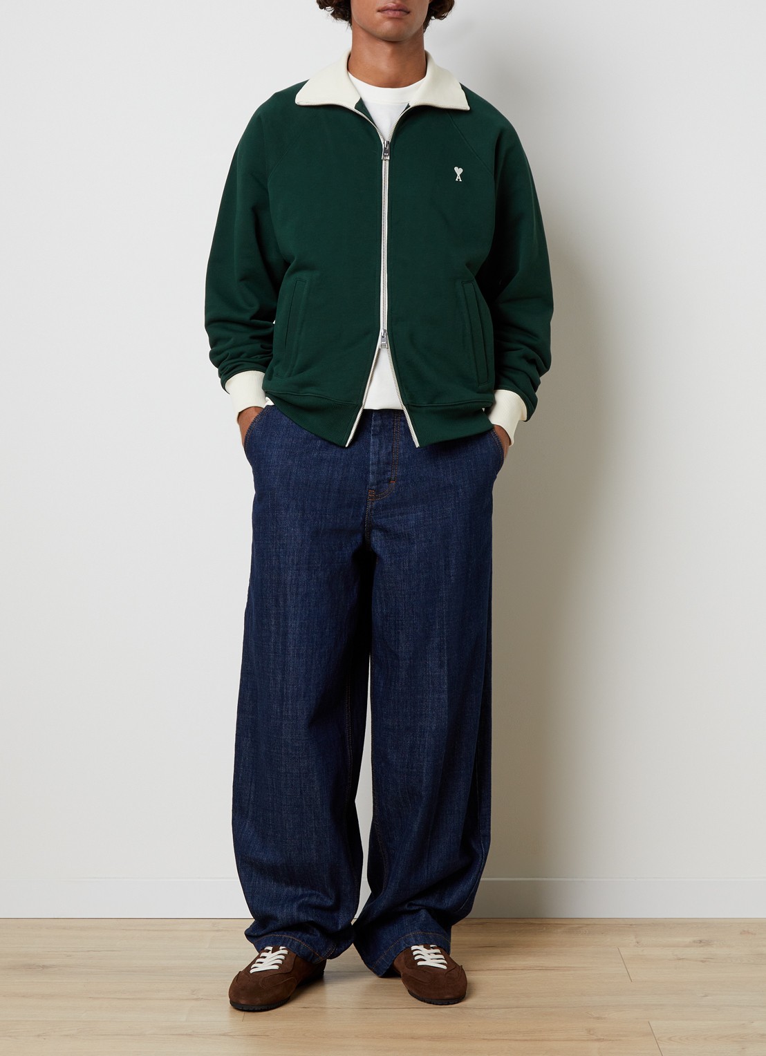 AMI Paris Sweatvest met logo en steekzakken - voorkant 5 donkergroen