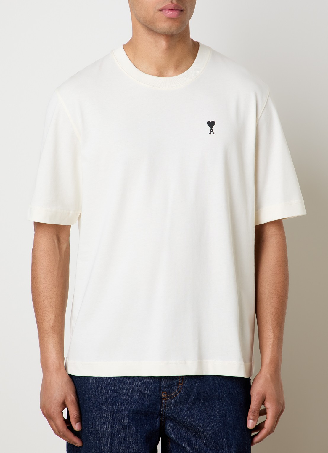 AMI Paris T-shirt met logo- en backprint - achterkant 3 gebroken wit