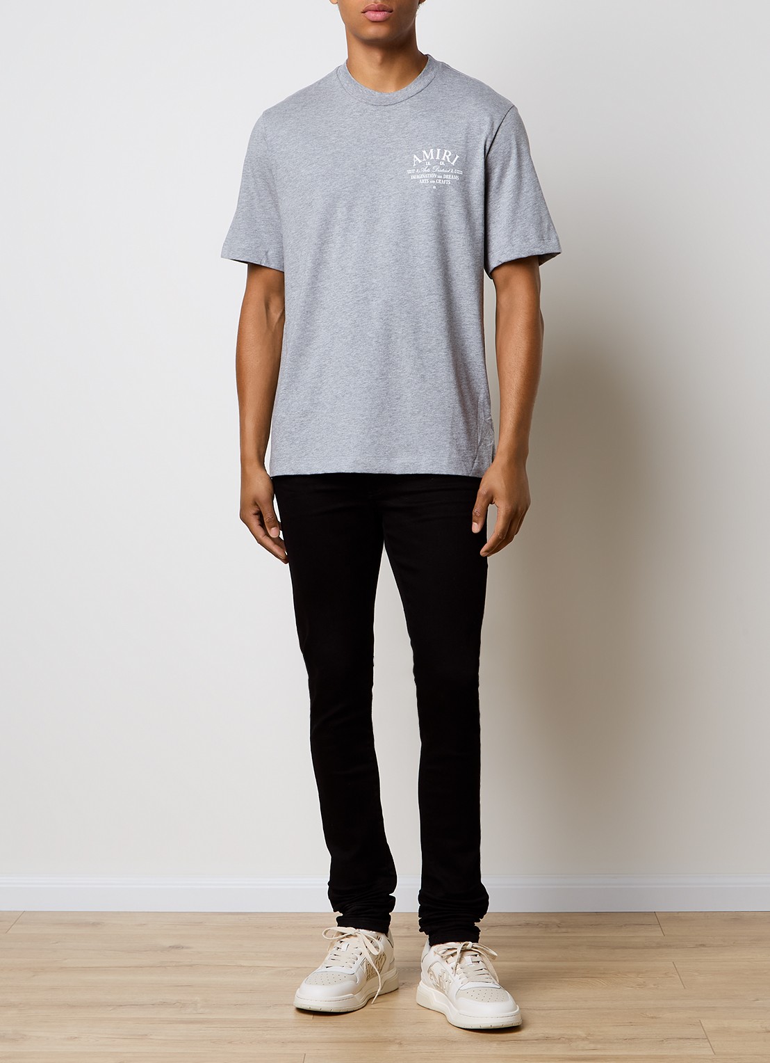 AMIRI Arts District T-shirt met logo - voorkant 5 grijs