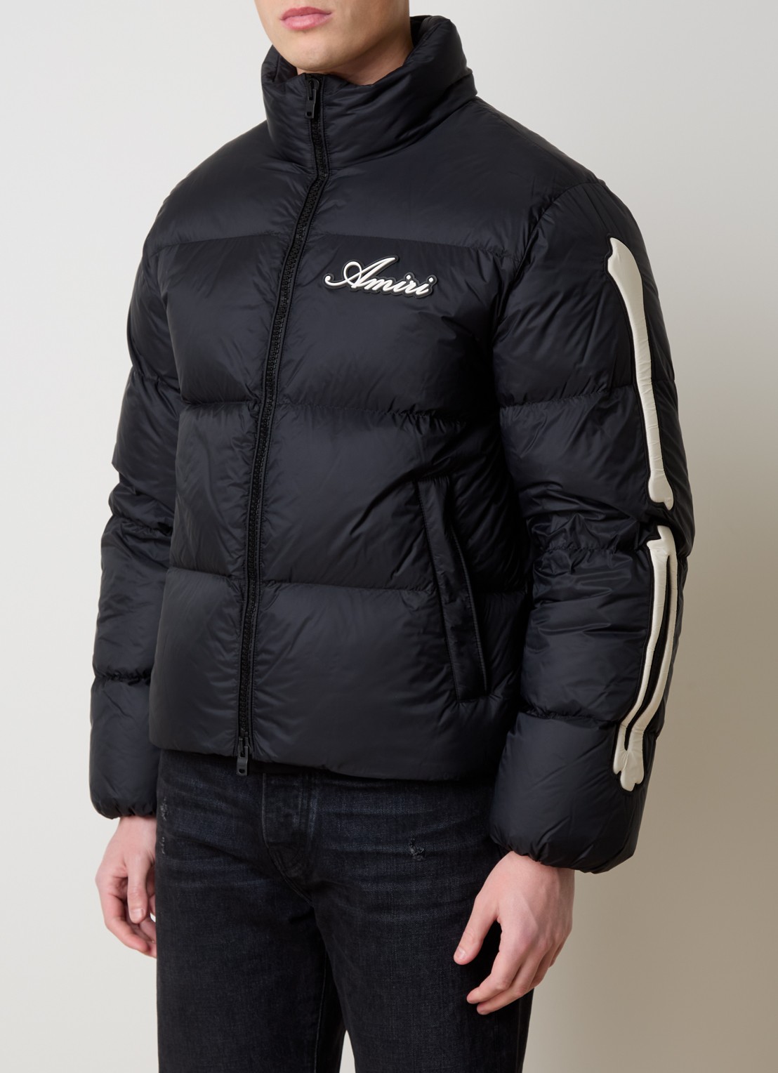 AMIRI Bones puffer jack met donsvulling en logoborduring - detail 4 zwart