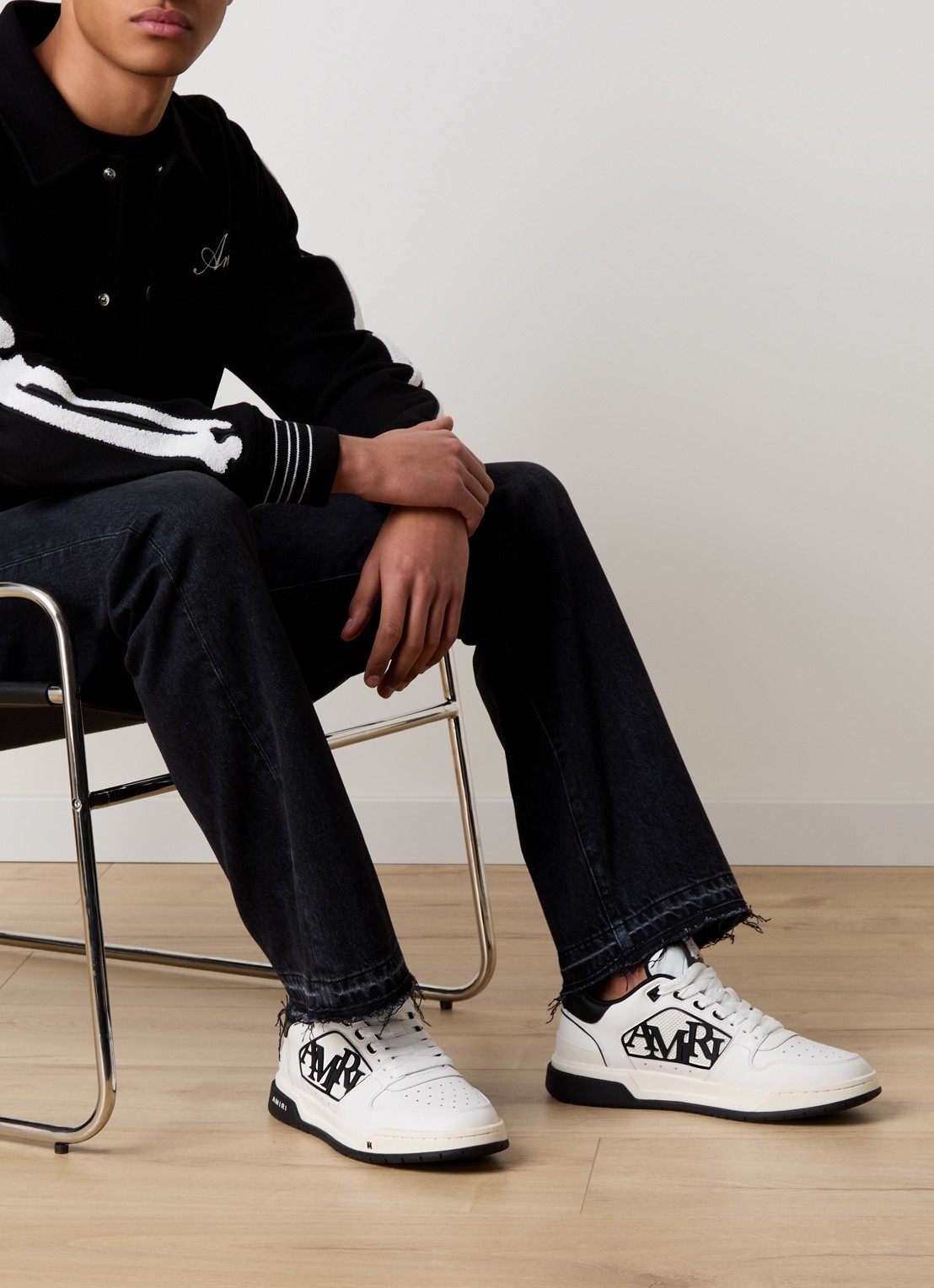 AMIRI Classic Low sneaker van leer met logo - voorkant 6 wit