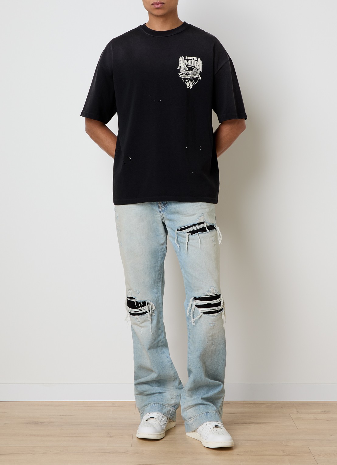 AMIRI Eagle 76 T-shirt met logo- en backprint - voorkant 2 zwart