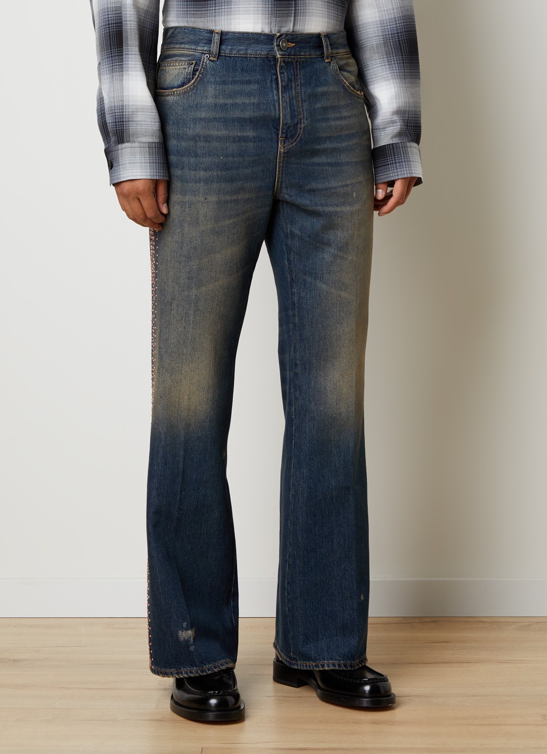AMIRI Embellished loose fit jeans met studs - detail 3 indigo
