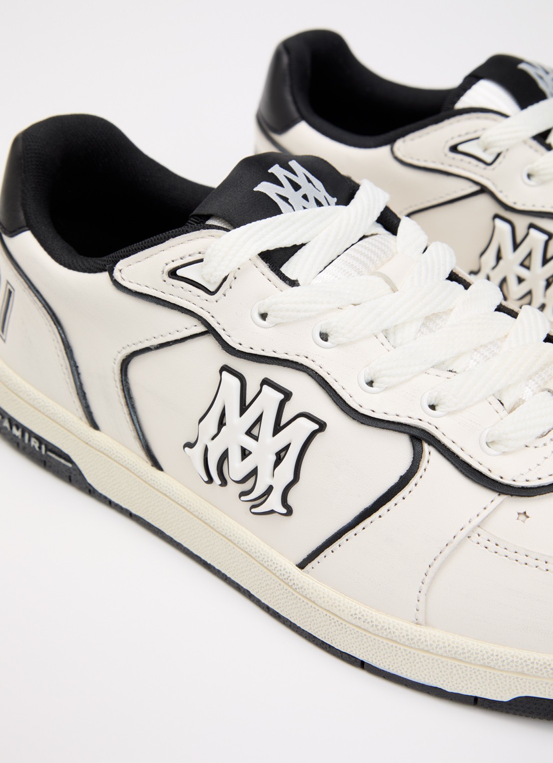 AMIRI Newport sneaker van leer met logo - detail 6 gebroken wit