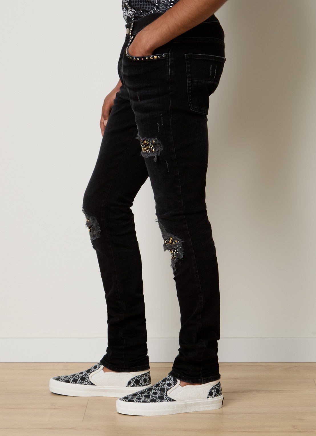 AMIRI Skinny jeans met studs - detail 4 zwart