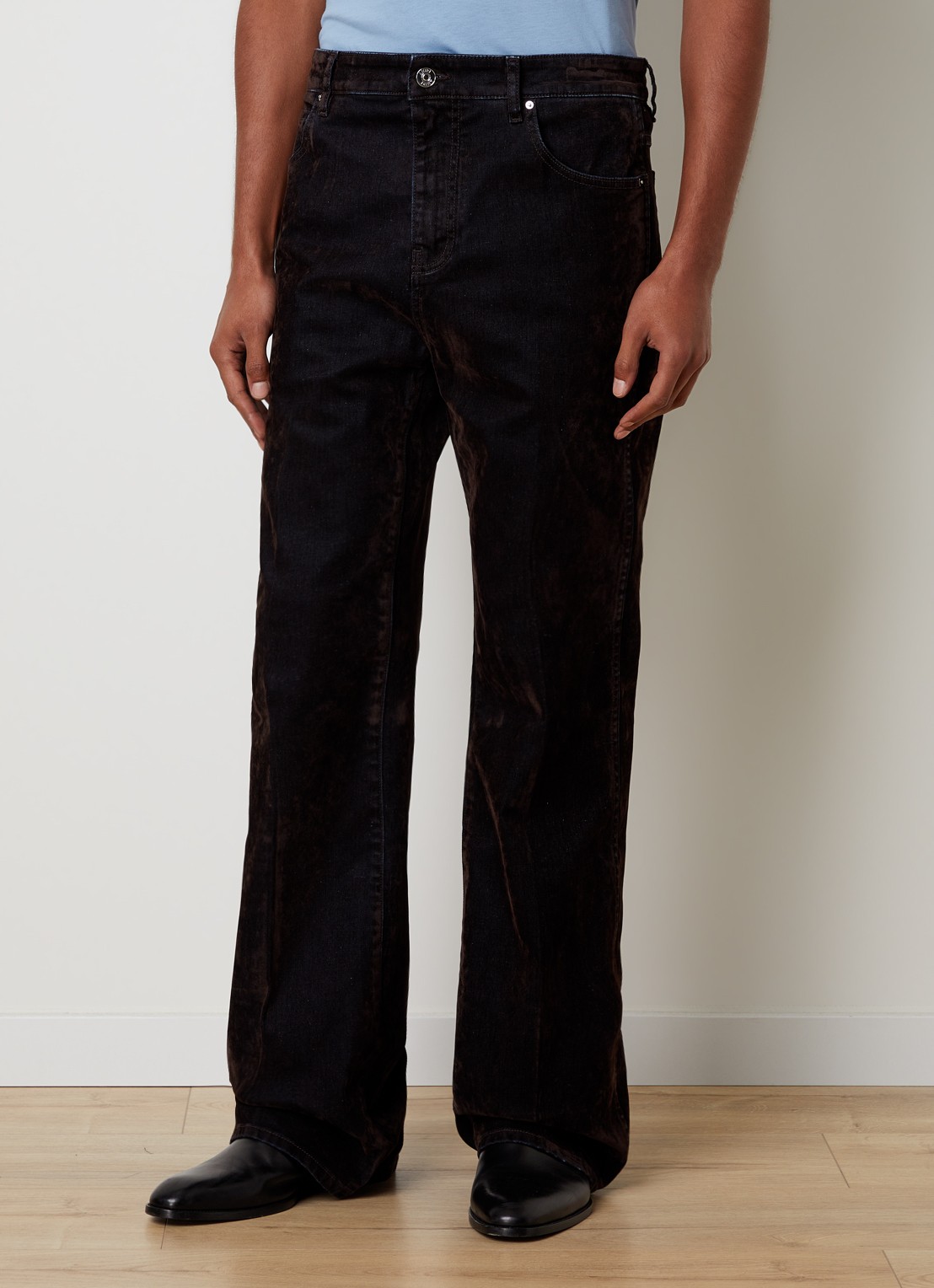 AMIRI Straight leg jeans met gekleurde wassing - detail donkerbruin