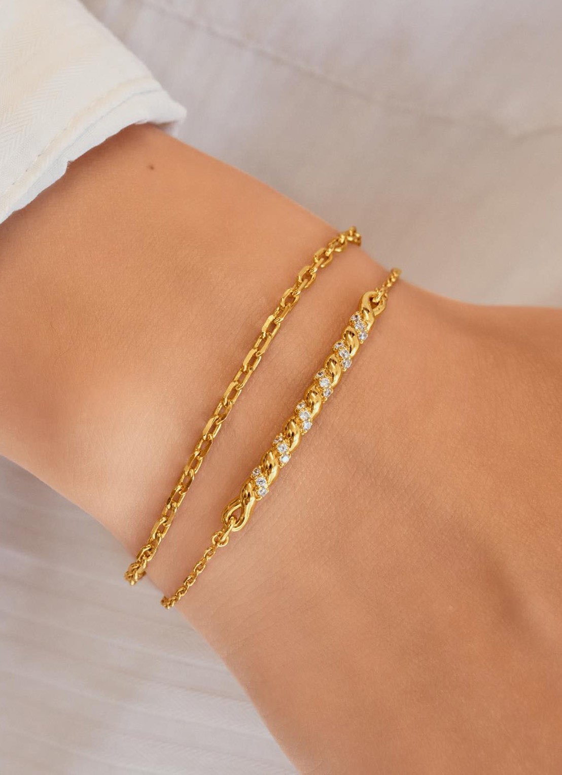 Ania Haie Twisted Bar armband S verguld  - voorkant 2 goud