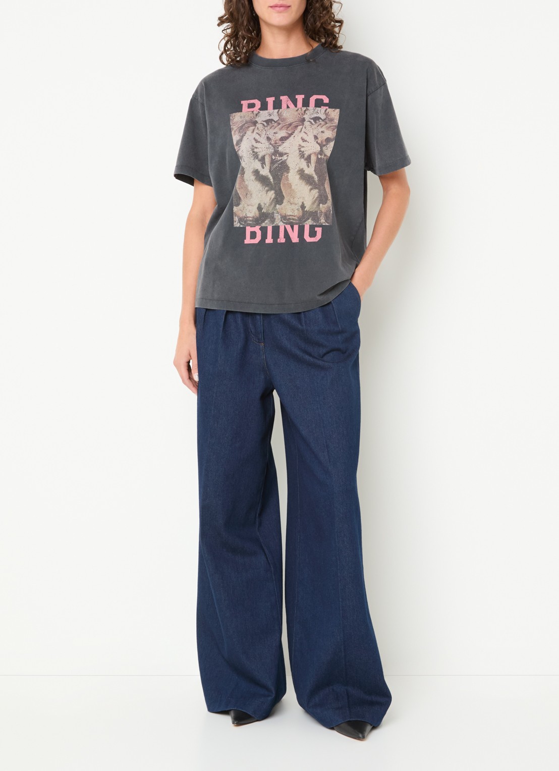 Anine Bing Cade T-shirt met logoprint en verwassen afwerking - voorkant 3 zwart