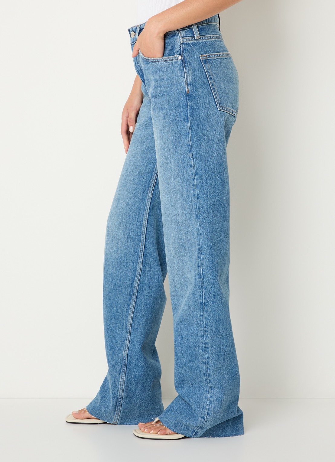 Anine Bing Hugh high waist straight leg jeans met medium wassing en steekzakken  - detail 4 indigo