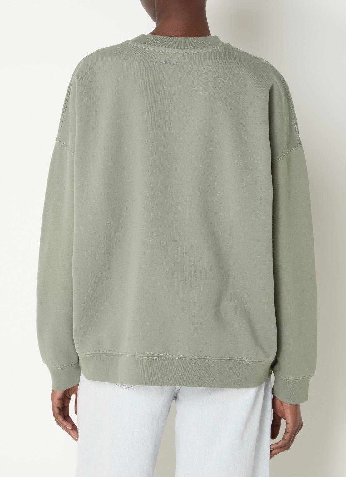 Anine Bing Miles oversized sweater met logoborduring - achterkant 4 olijfgroen