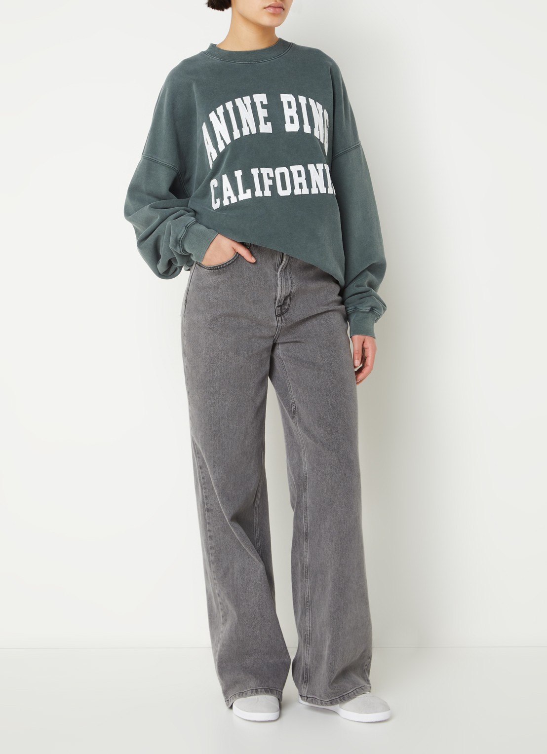 Anine Bing Miles oversized sweater met logoprint - voorkant 3 olijfgroen
