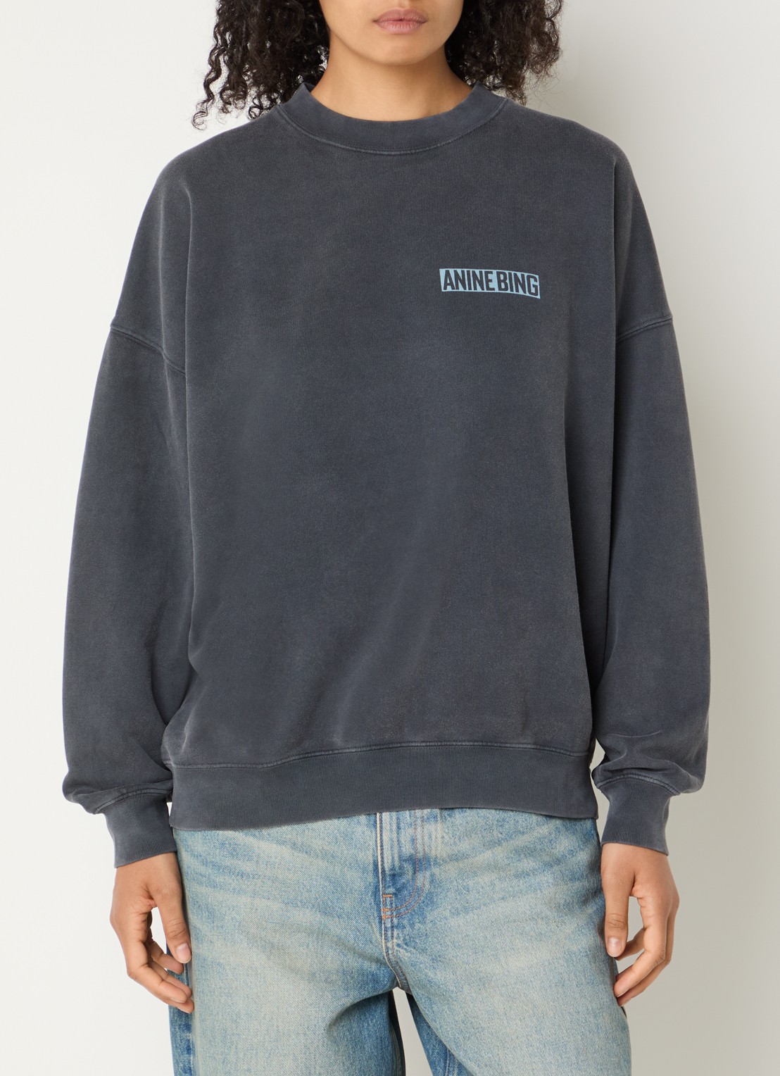 Anine Bing Miles sweater met front- en backprint - achterkant zwart