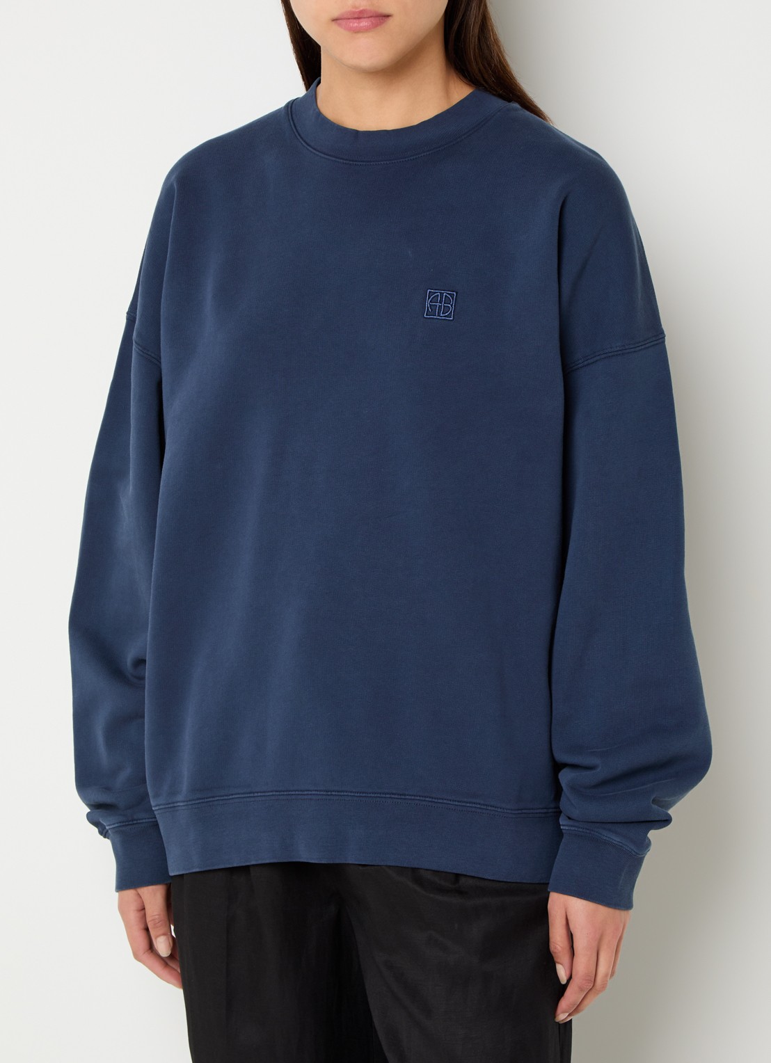 Anine Bing Miles sweater met logo - detail donkerblauw