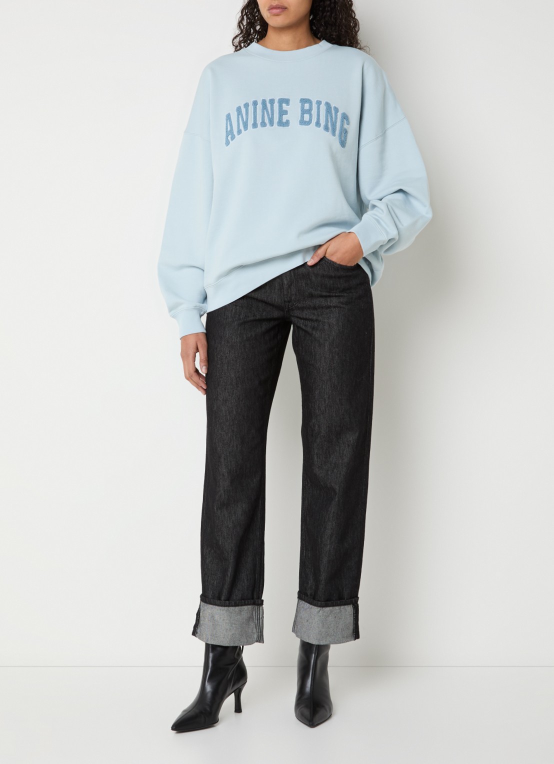Anine Bing Miles sweater met logoborduring - voorkant 3 lichtblauw