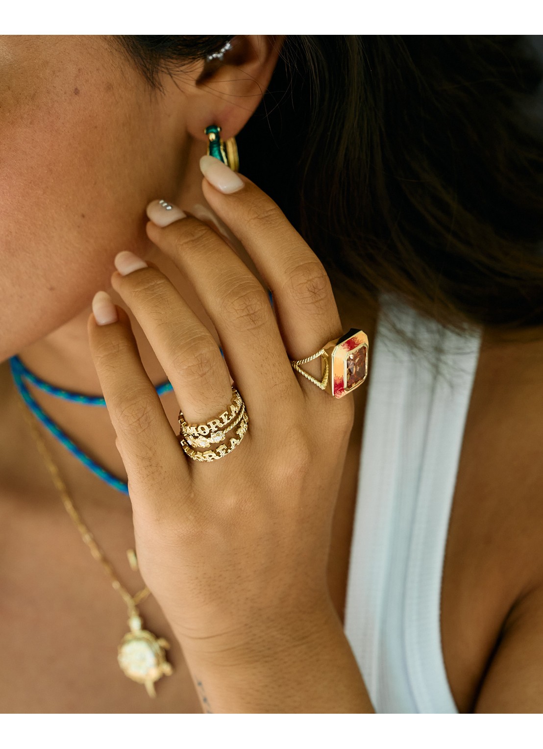 Anna + Nina Amore ring - achterkant goud
