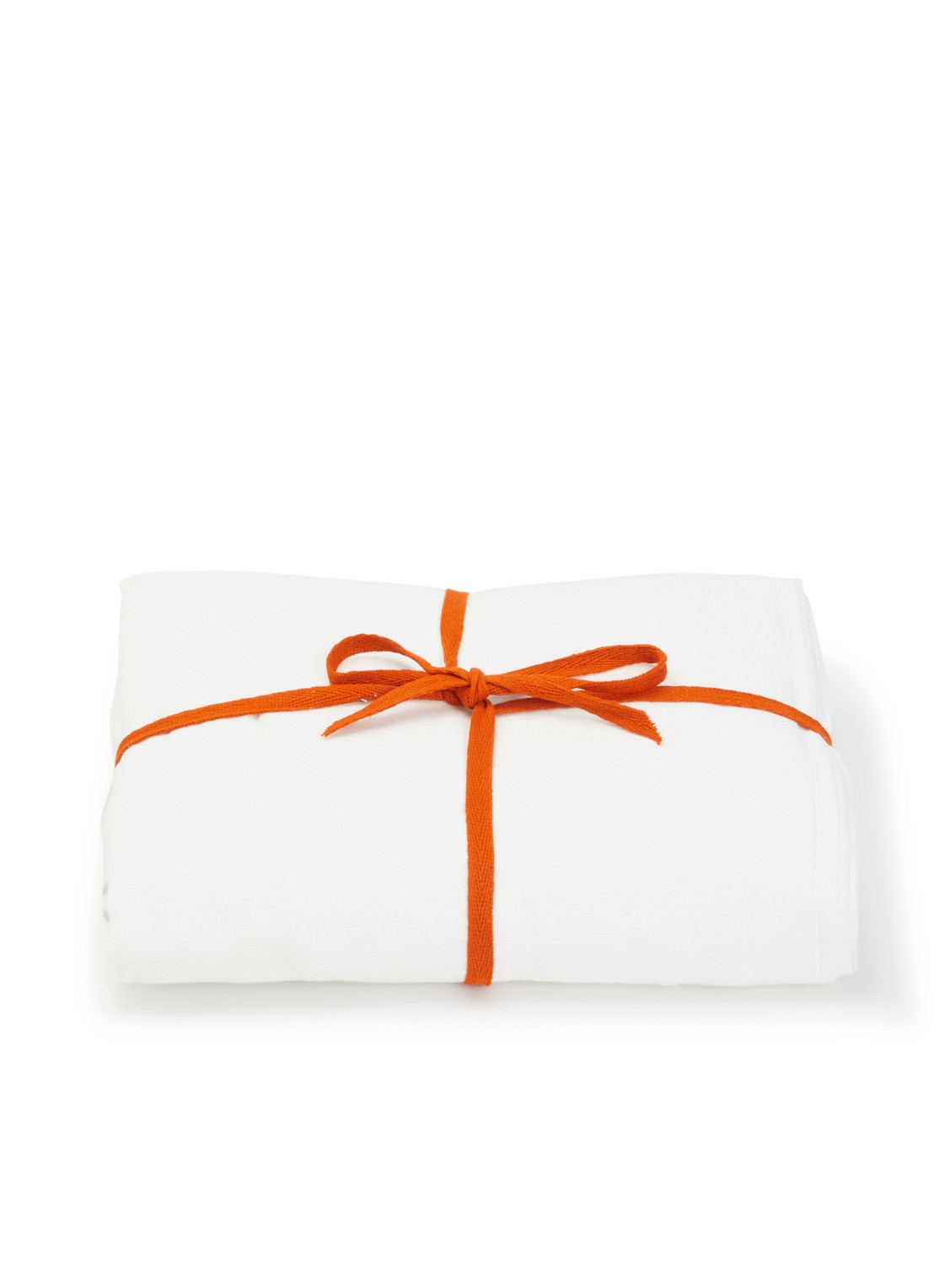Anna + Nina Holiday Ruffle tafelkleed 150 x 255 cm  - voorkant oranje