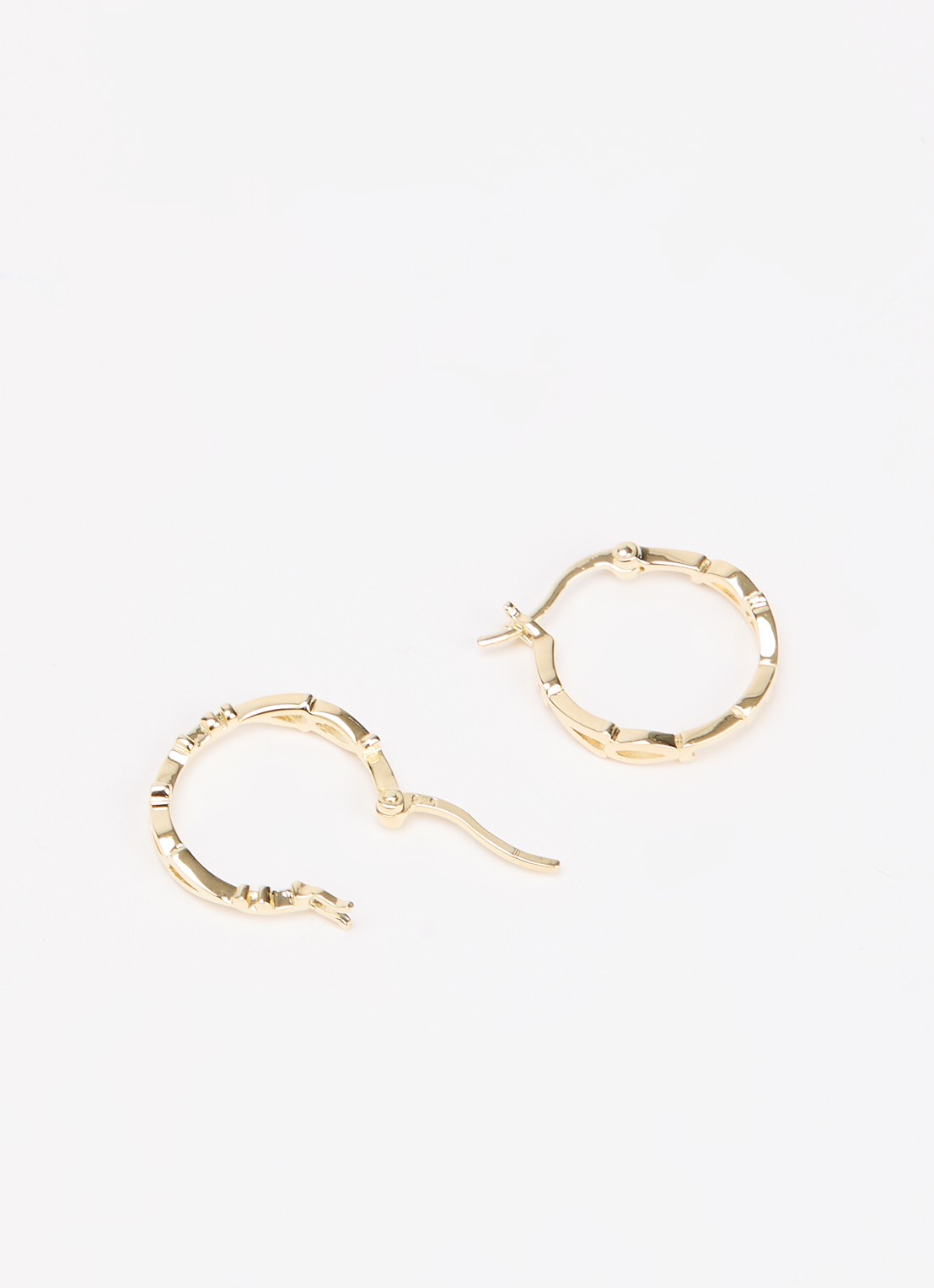 Anna + Nina LoveLoop oorringen - detail 2 goud