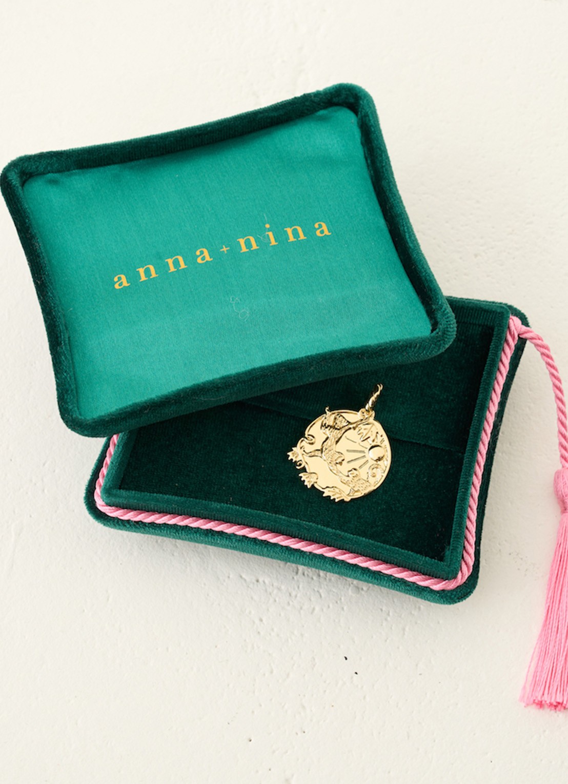 Anna + Nina Memorable luck hanger verguld - detail 6 goud