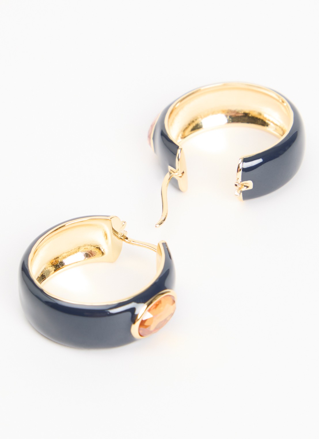 Anna + Nina Percy Hoop oorringen verguld - detail 2 goud