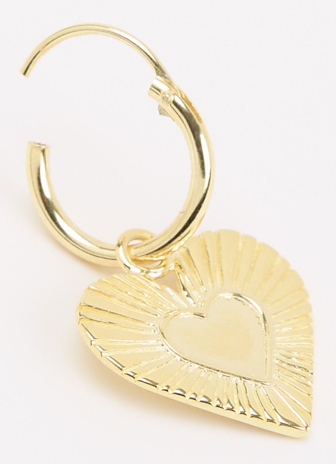 Anna + Nina Rhapsody Love enkele oorring verguld - detail 3 goud