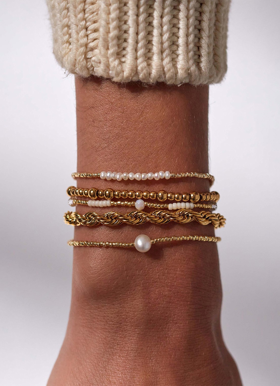 ANNI LU Slim pearly armband verguld - voorkant 2 goud