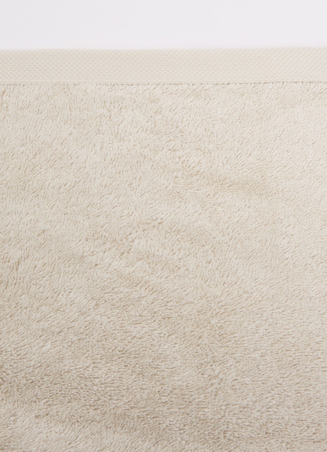 Aquanova London badhanddoek - 600 gr/m² - 55 x 100 cm - voorkant 2 gebroken wit