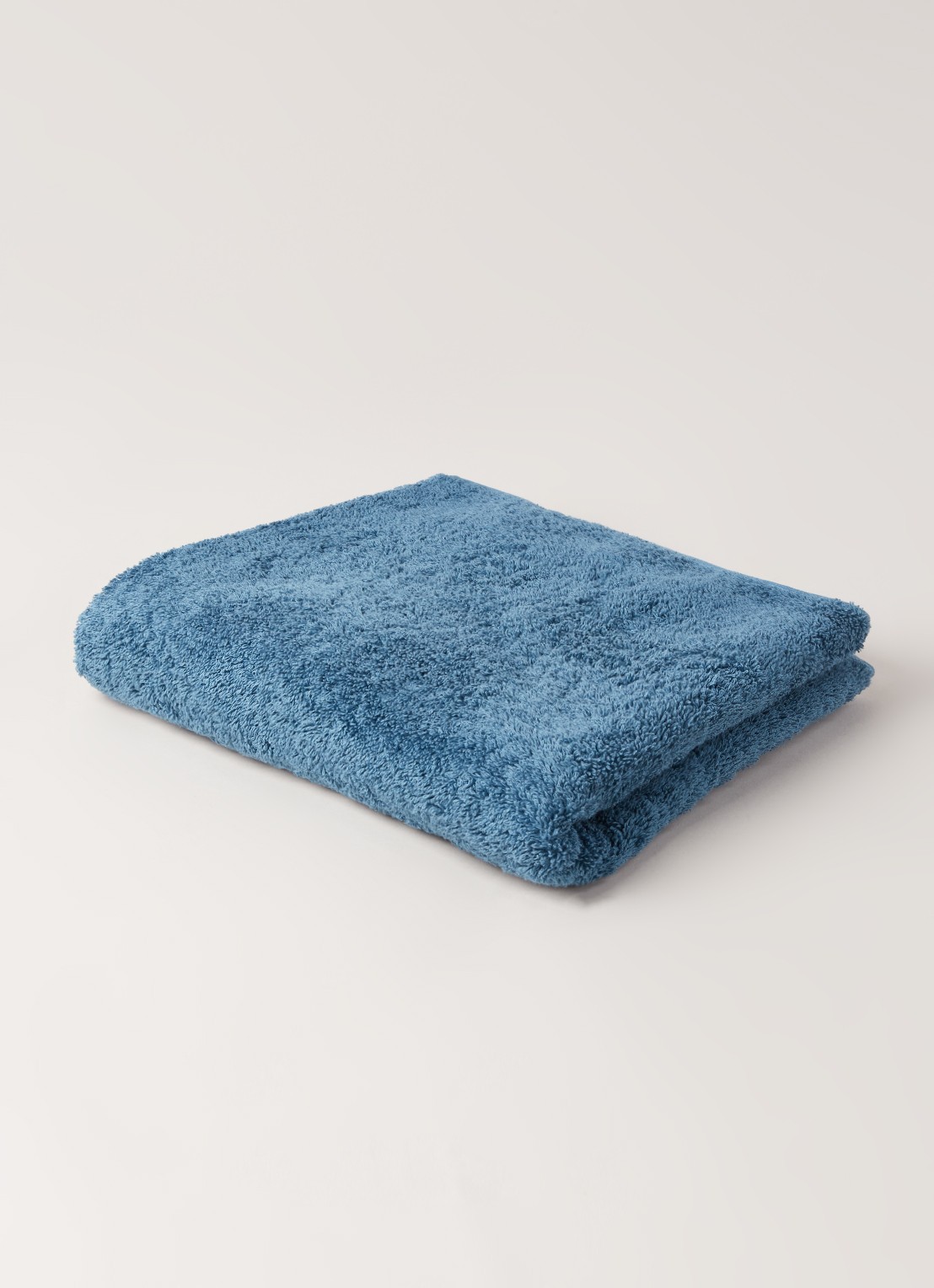 Aquanova London badhanddoek - 600 gr/m2 - 55 x 100 cm - voorkant 3 middenblauw