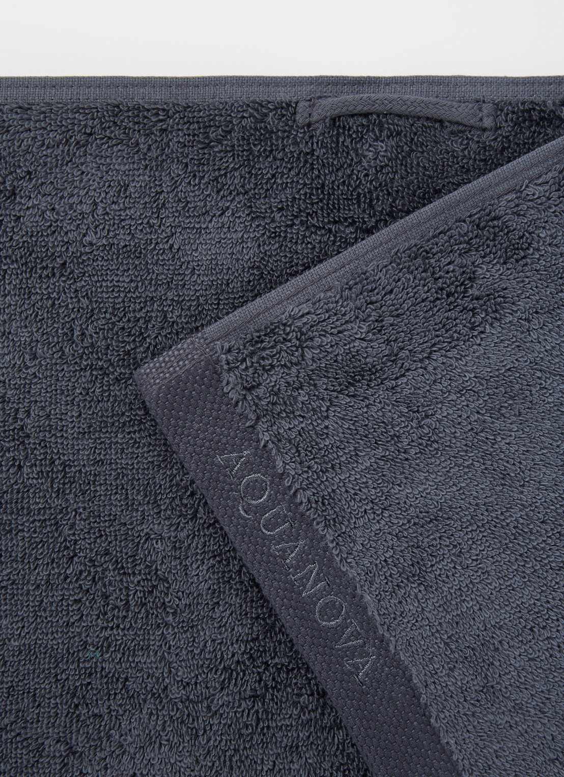 Aquanova London badlaken - 600 gr/m2 - 100 x 150 cm - detail 2 donkergrijs
