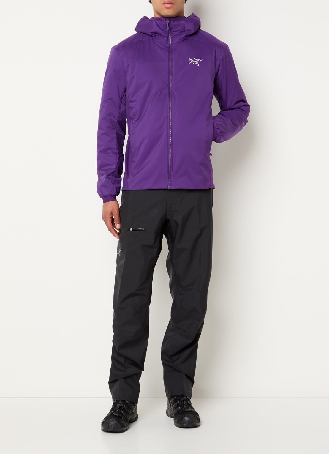 Arc'teryx Atom gewatteerd jack met capuchon en ritszakken - voorkant 2 paars