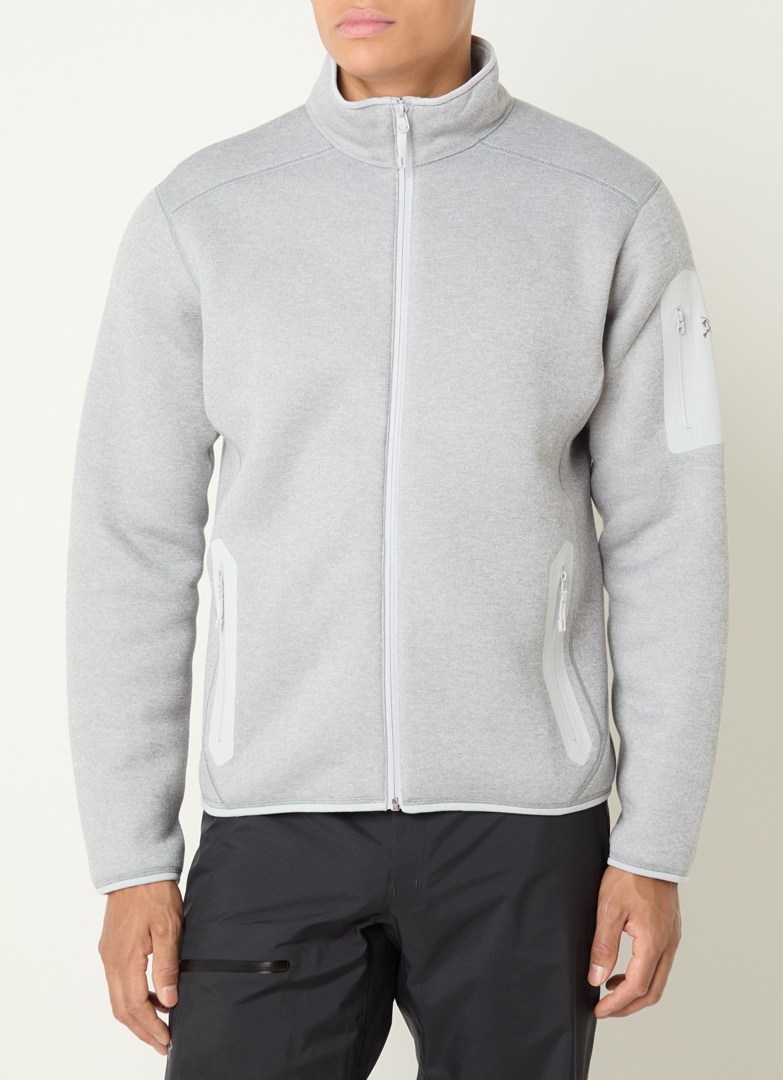 Arc'teryx Covert sweatvest met ritszakken - detail 4 donkergrijs