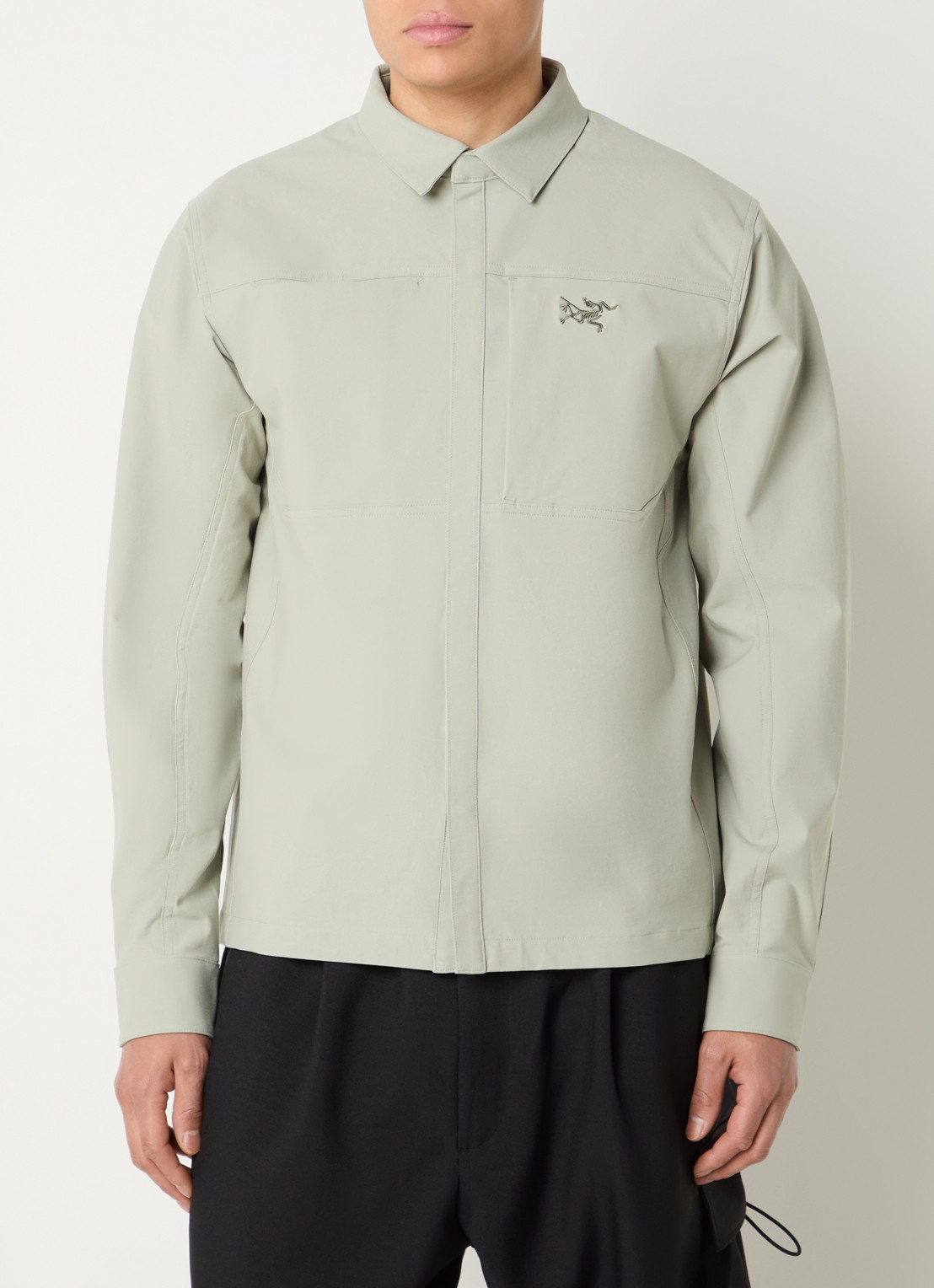 Arc'teryx Cronin regular fit overshirt met logoborduring - detail 2 lindegroen