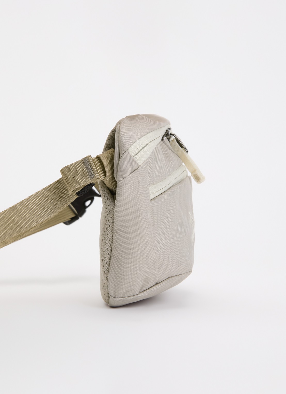 Arc'teryx Crossbodytas met logoborduring - detail 3 multicolor