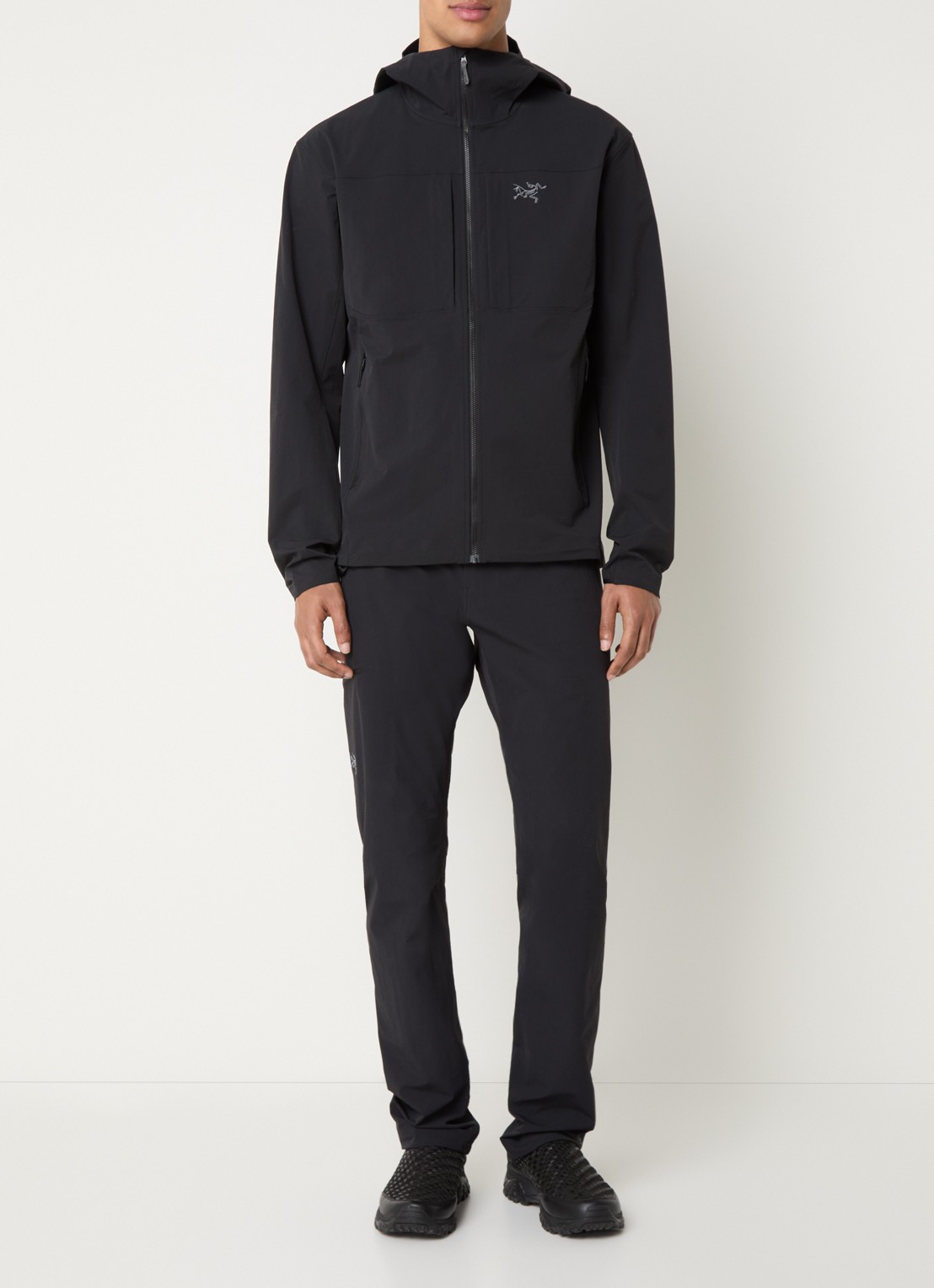 Arc'teryx Gamma jack met capuchon en steekzakken - voorkant 3 zwart