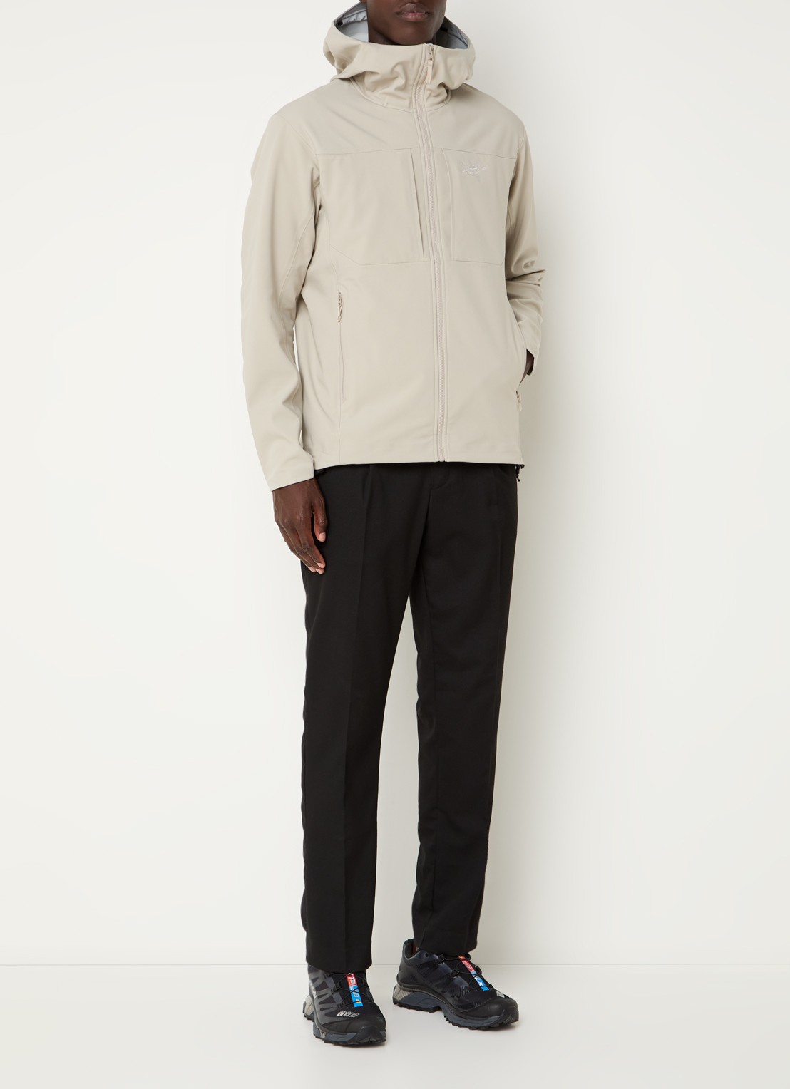 Arc'teryx Gamma MX softshell jack met ritszakken en logoborduring - voorkant 3 zand
