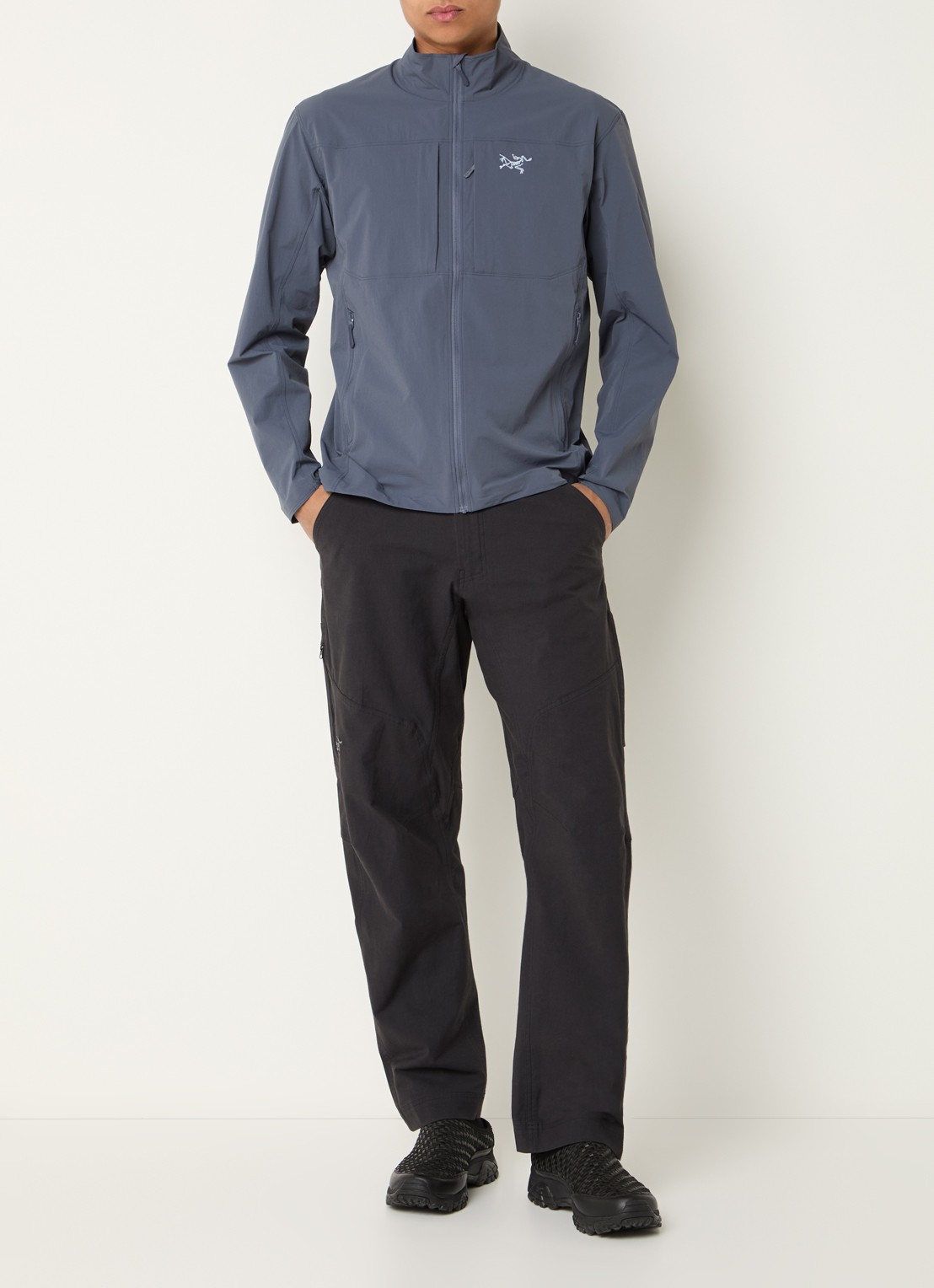 Arc'teryx Gamma Windjack met logoborduring en ritszakken - voorkant 3 beige
