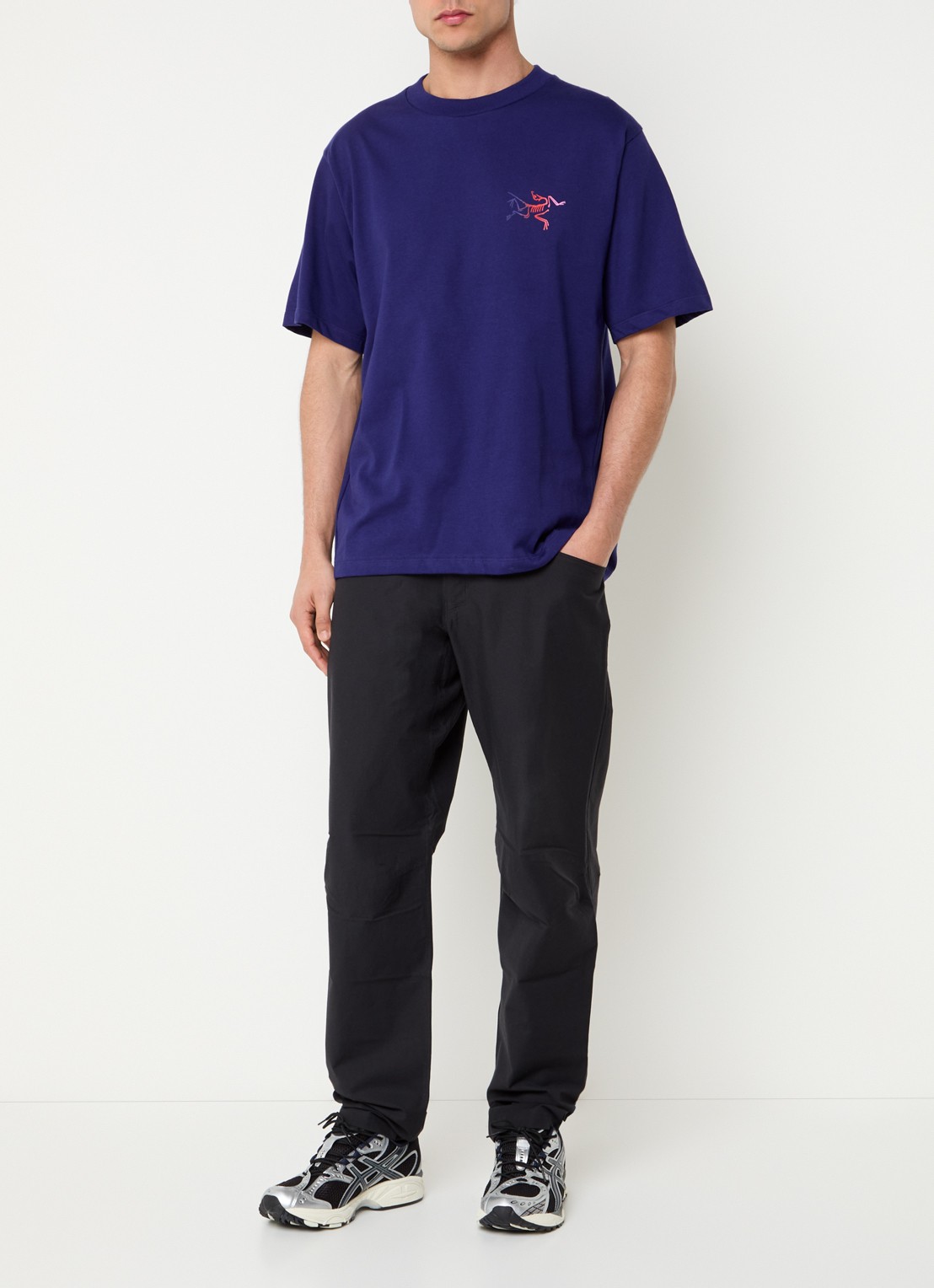 Arc'teryx Kragg T-shirt met logo- en backprint - voorkant 4 paars