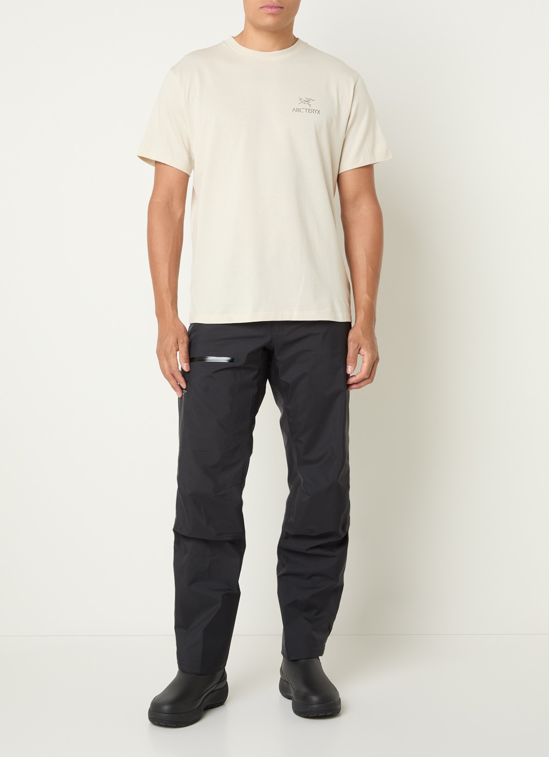Arc'teryx T-shirt met logo- en backprint - voorkant 2 beige