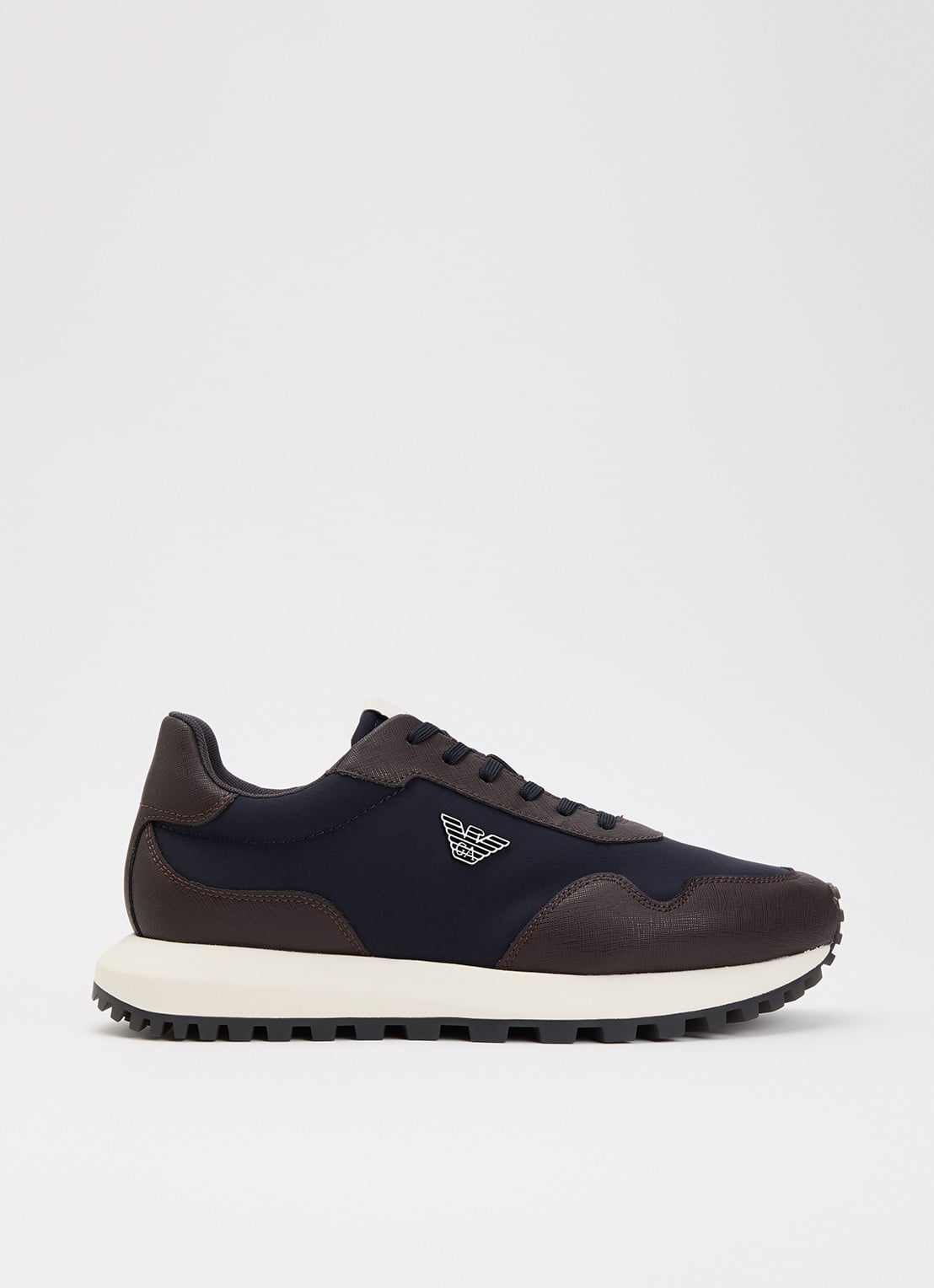 Armani ASV Nylon sneakers met leren details en logo  - voorkant 4 donkerblauw