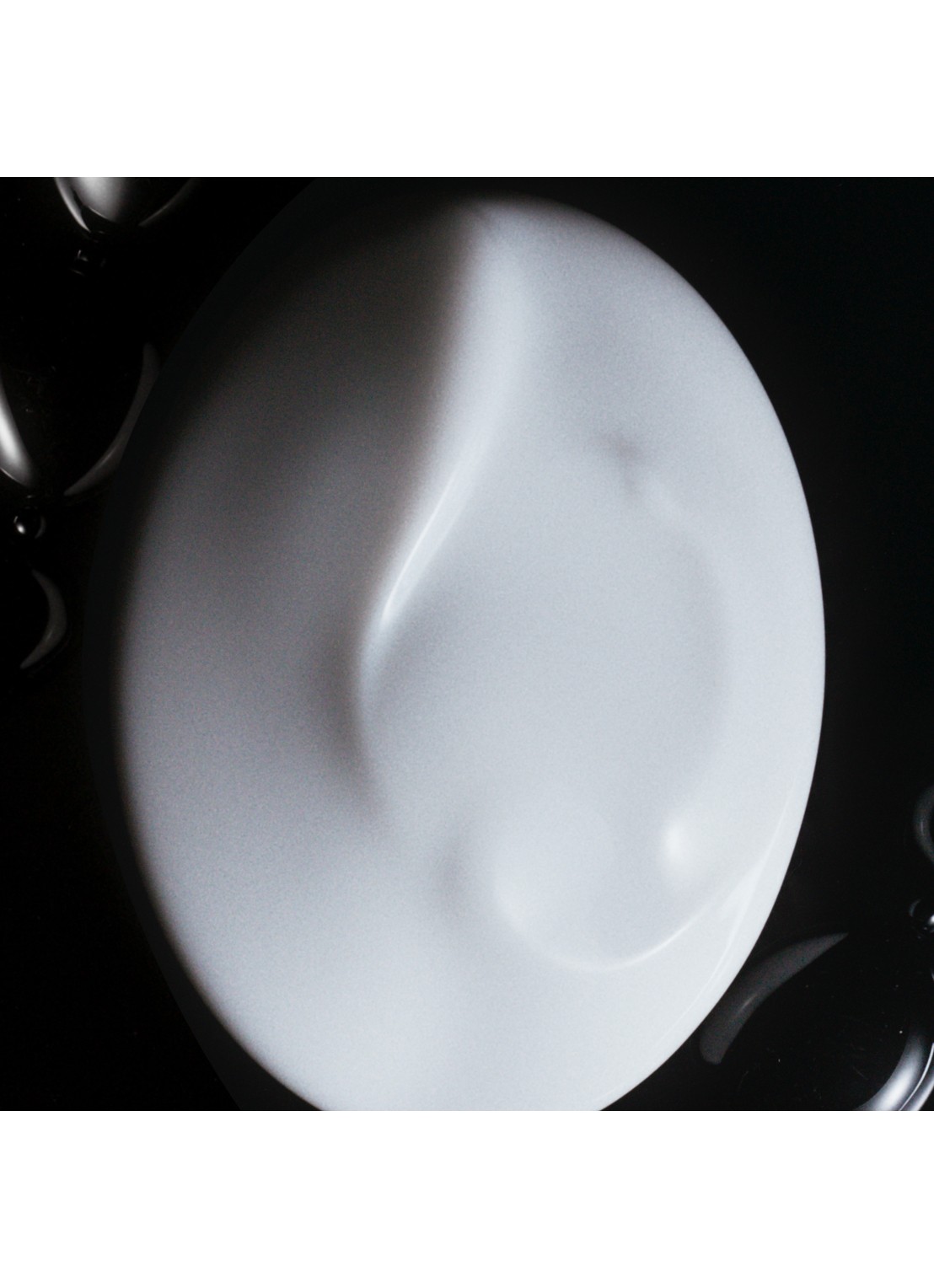 Armani Beauty Crema Nera - handcrème - detail 3 undefined