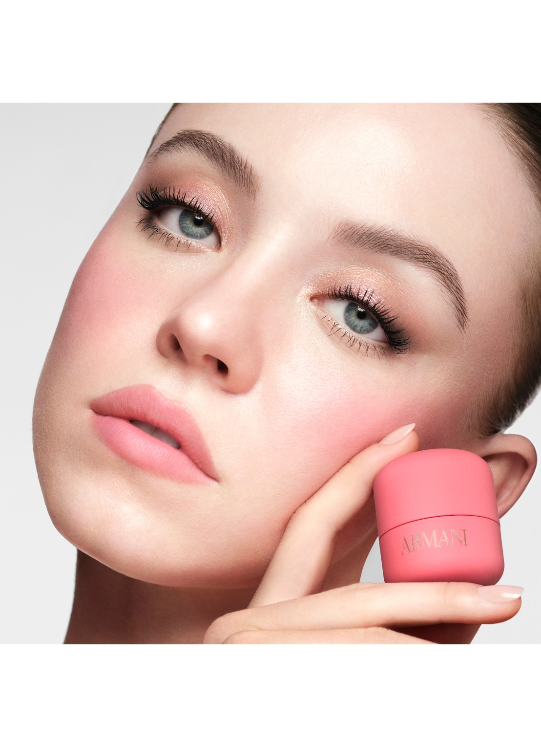Armani Beauty  Dolci Makeup Blush - blushstick - detail 2 01 rose blush