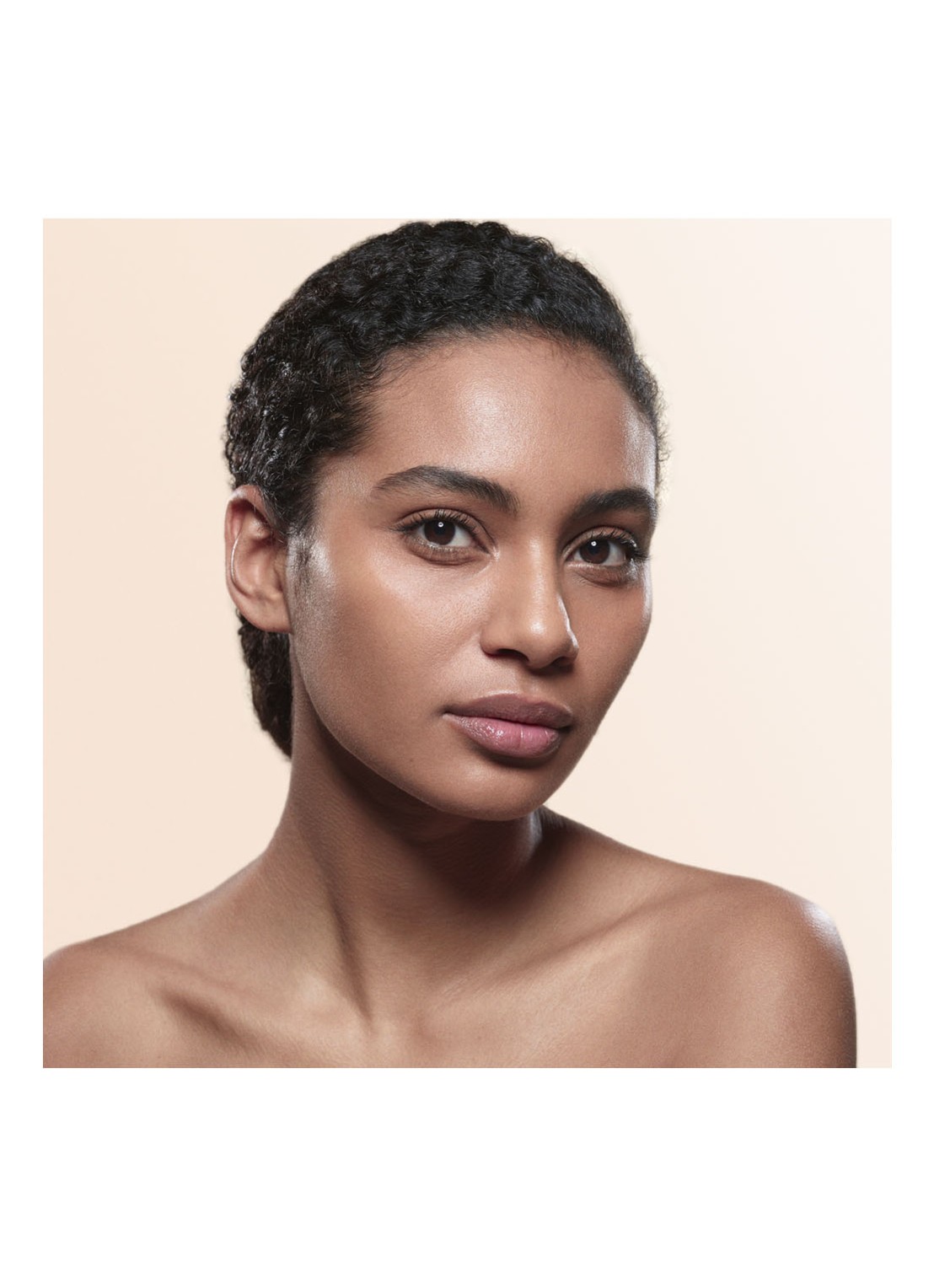 Armani Beauty Luminous Silk Foundation - detail 5 8.75